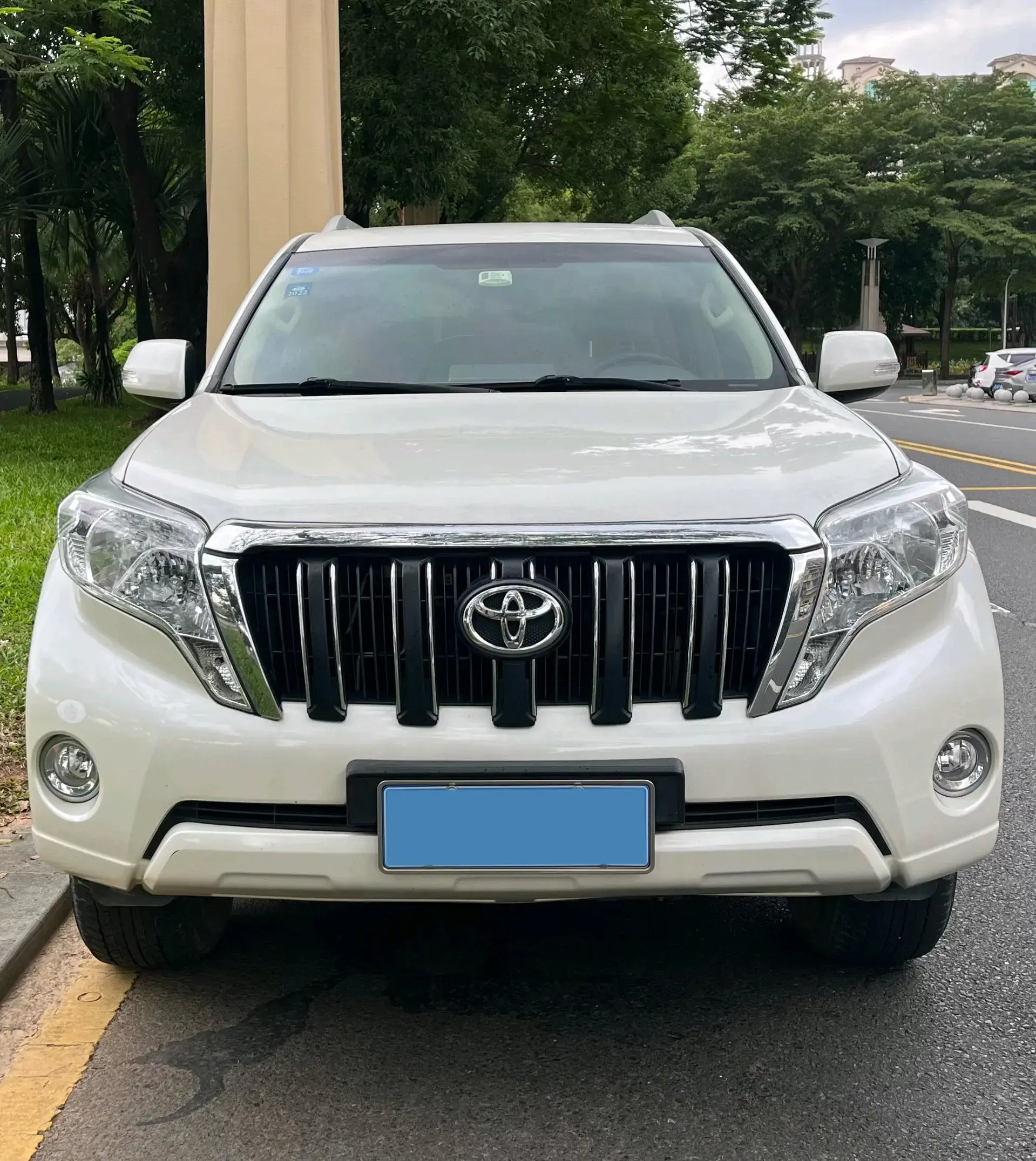 2017 TOYOTA COROLLA thumbnail 4