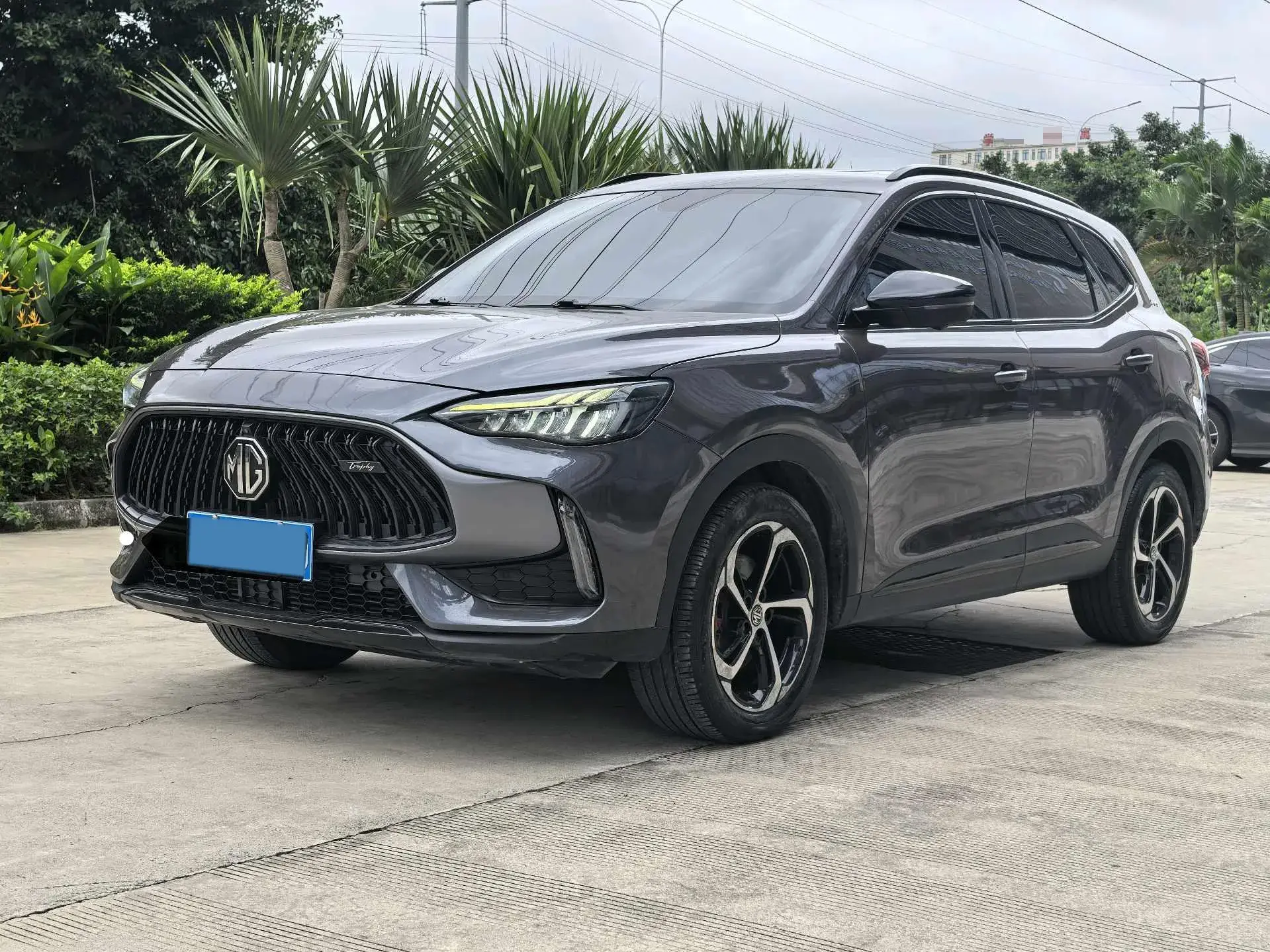 2021 MG PILOT view 1