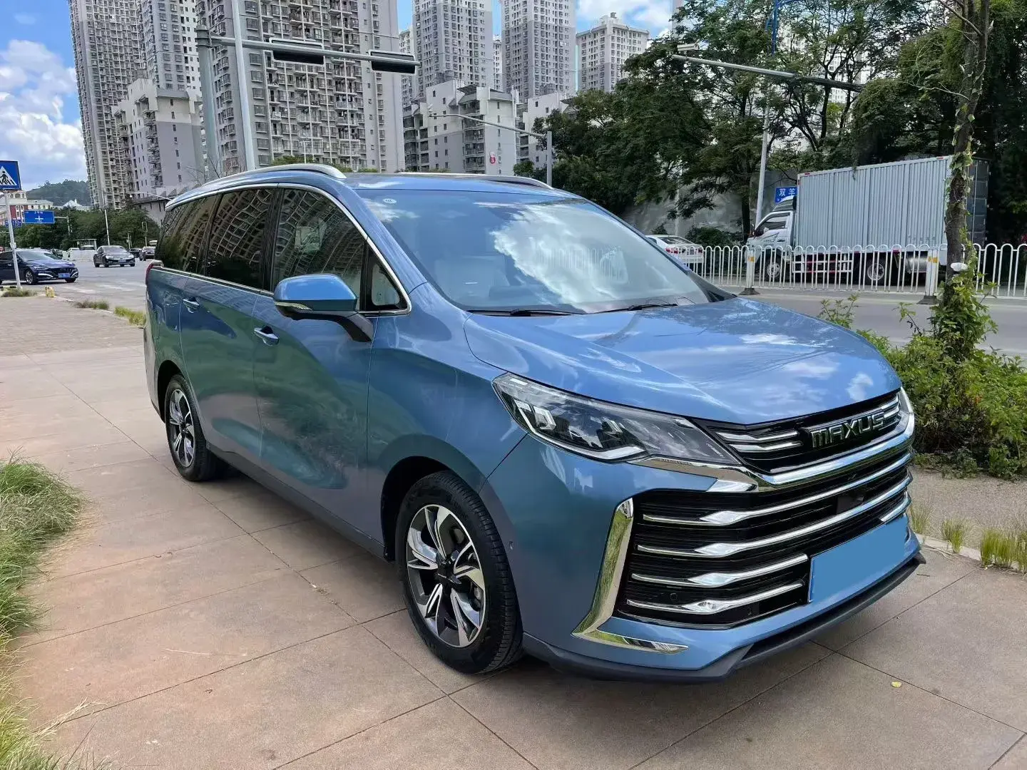 2021 MAXUS G50 thumbnail 3