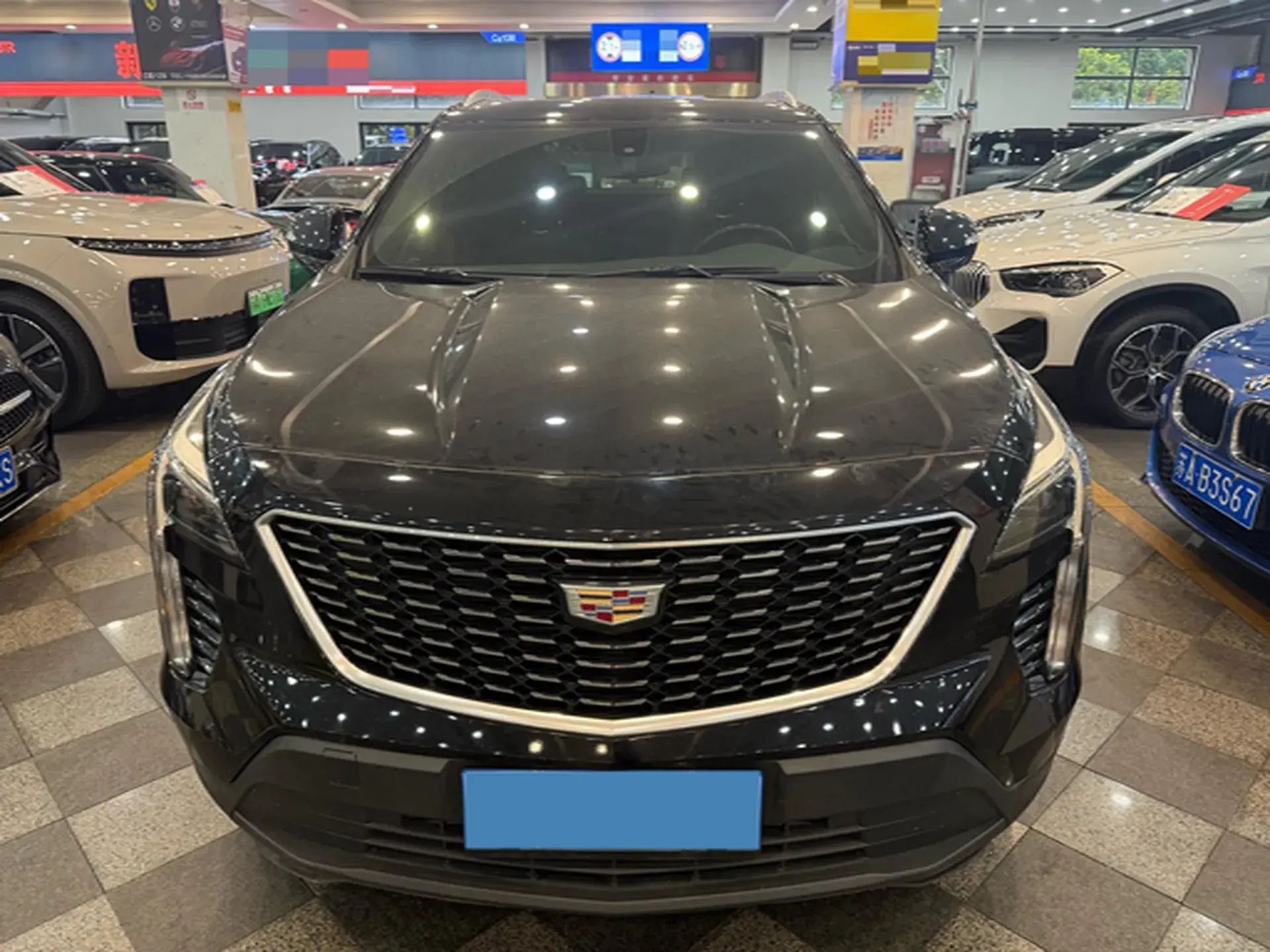 2022 CADILLAC XT4 thumbnail 2