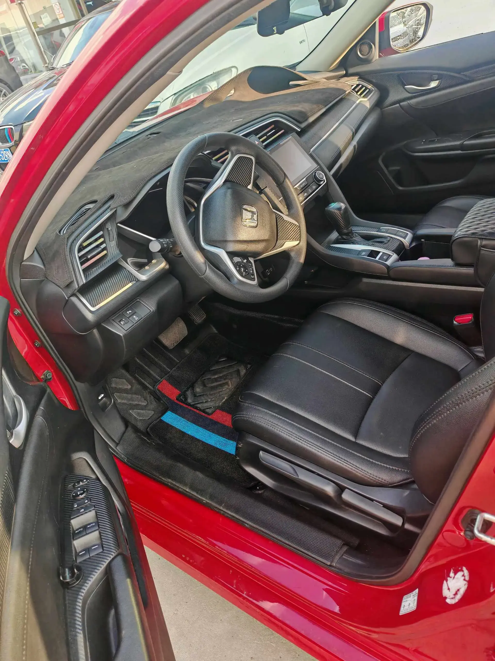 2019 HONDA CIVIC thumbnail 3