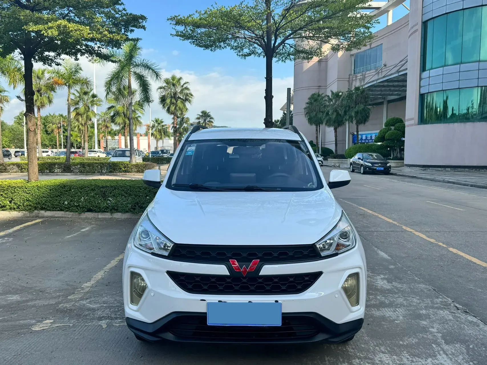 2018 WULING HONGGUANG thumbnail 2