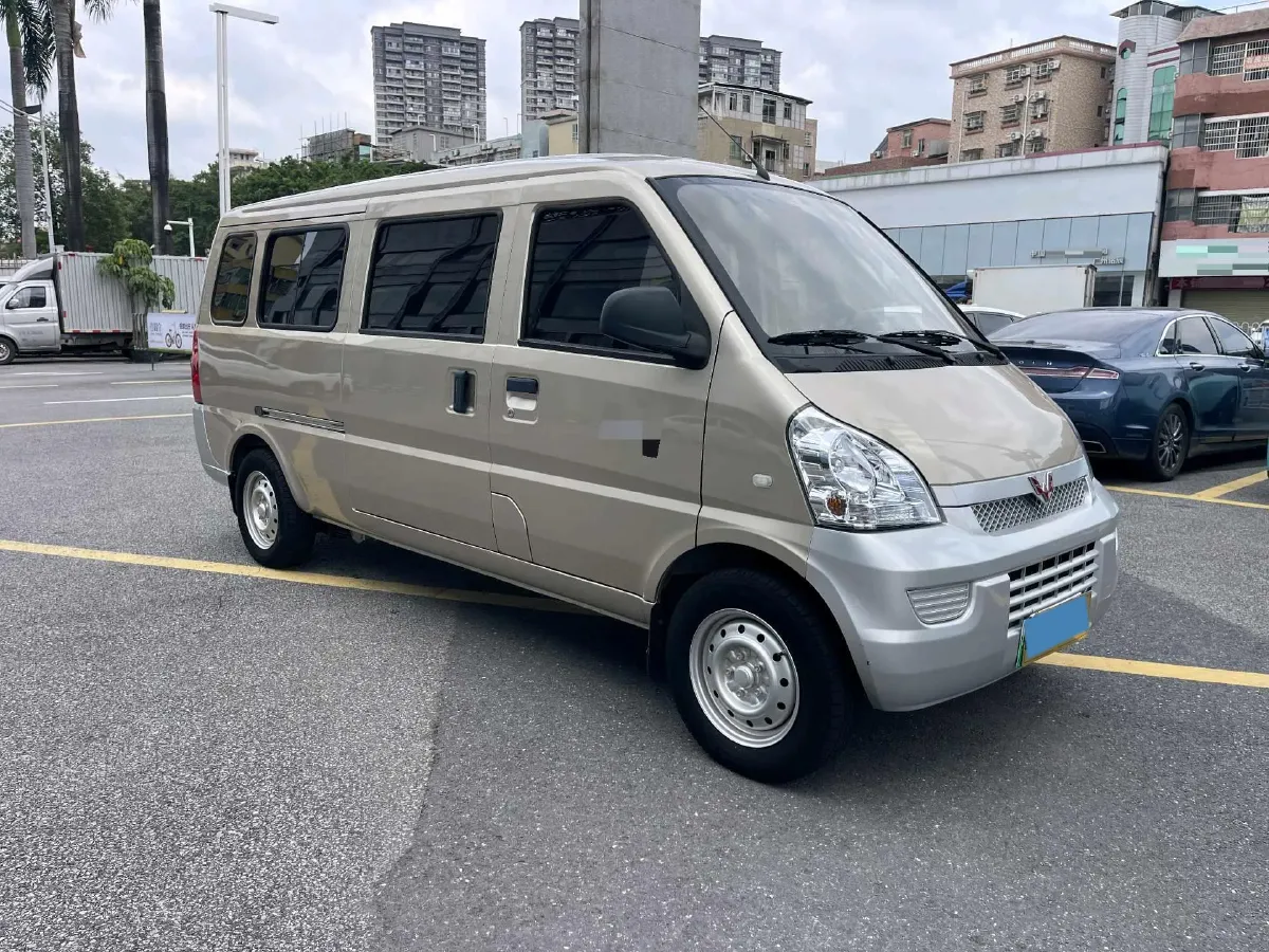 2022 WuLing RongGuang EV BEV 41.6KWH,autocango,china used car exporter,china ev exporter,chinese used car exporter,chinese used ev exporter