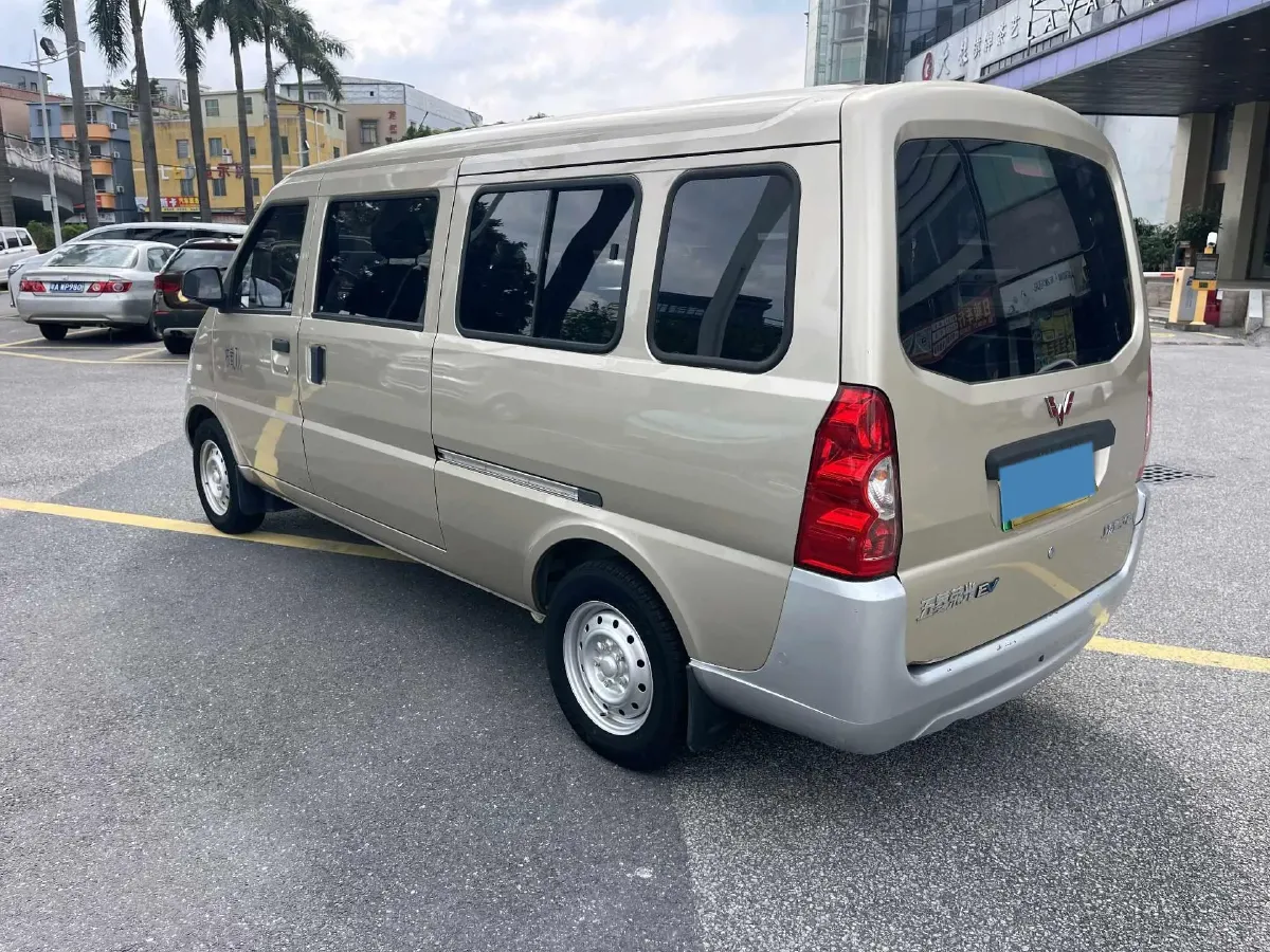 2022 WuLing RongGuang EV BEV 41.6KWH,autocango,china used car exporter,china ev exporter,chinese used car exporter,chinese used ev exporter