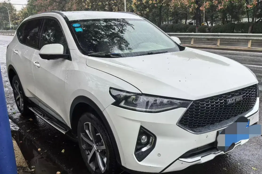 2019 HAVAL F7 thumbnail 2