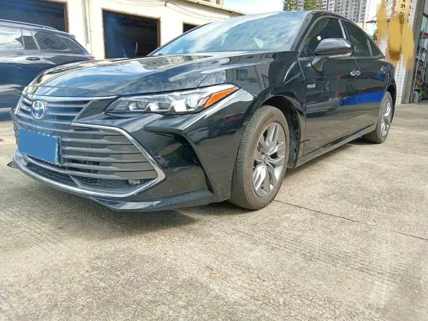 2019 Toyota Avalon 2.5L 178HP L4 E-CVT Hybrid
