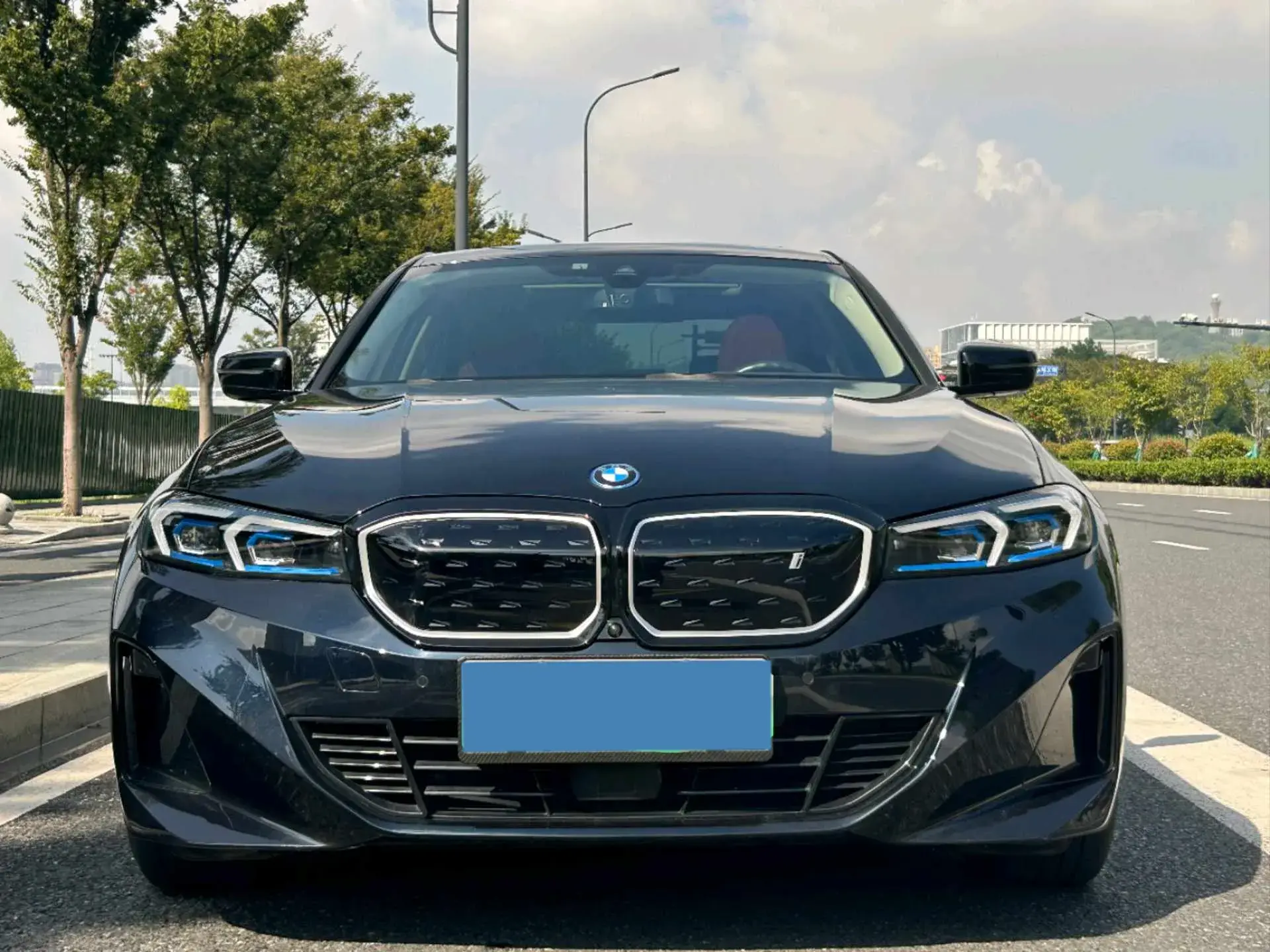 2023 BMW I3 thumbnail 2