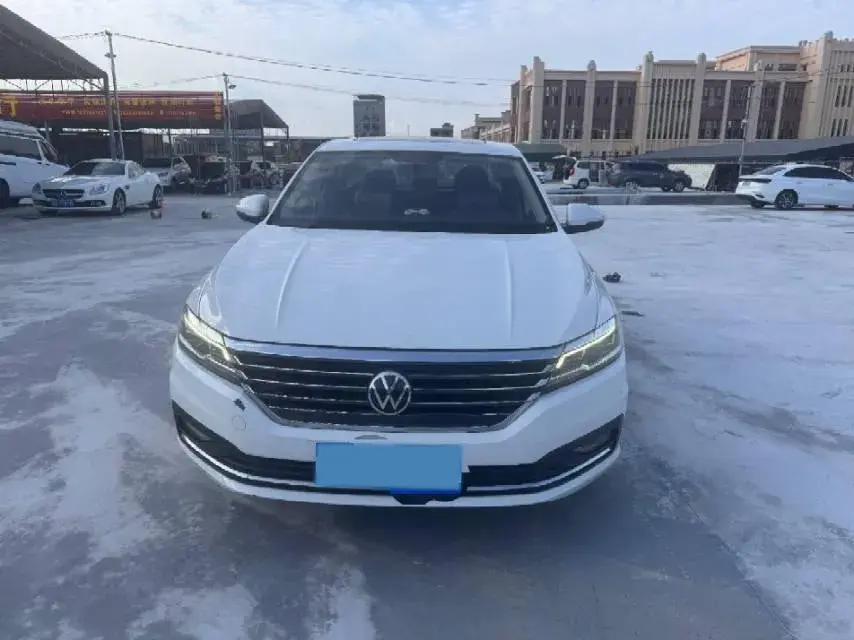 2019 VOLKSWAGEN LAVIDA thumbnail 2