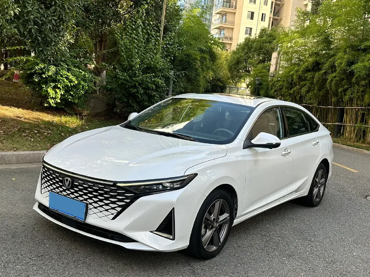 2023 ChangAn Raeton Plus 1.5T 188HP L4 7DCT