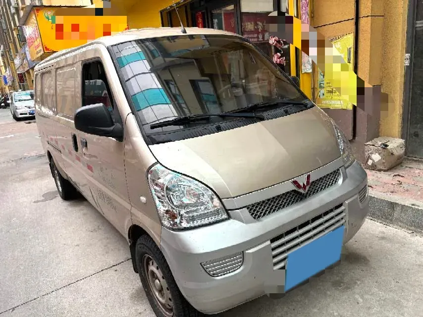 2020 WuLing RongGuang EV BEV 41.6KWH,autocango,china used car exporter,china ev exporter,chinese used car exporter,chinese used ev exporter