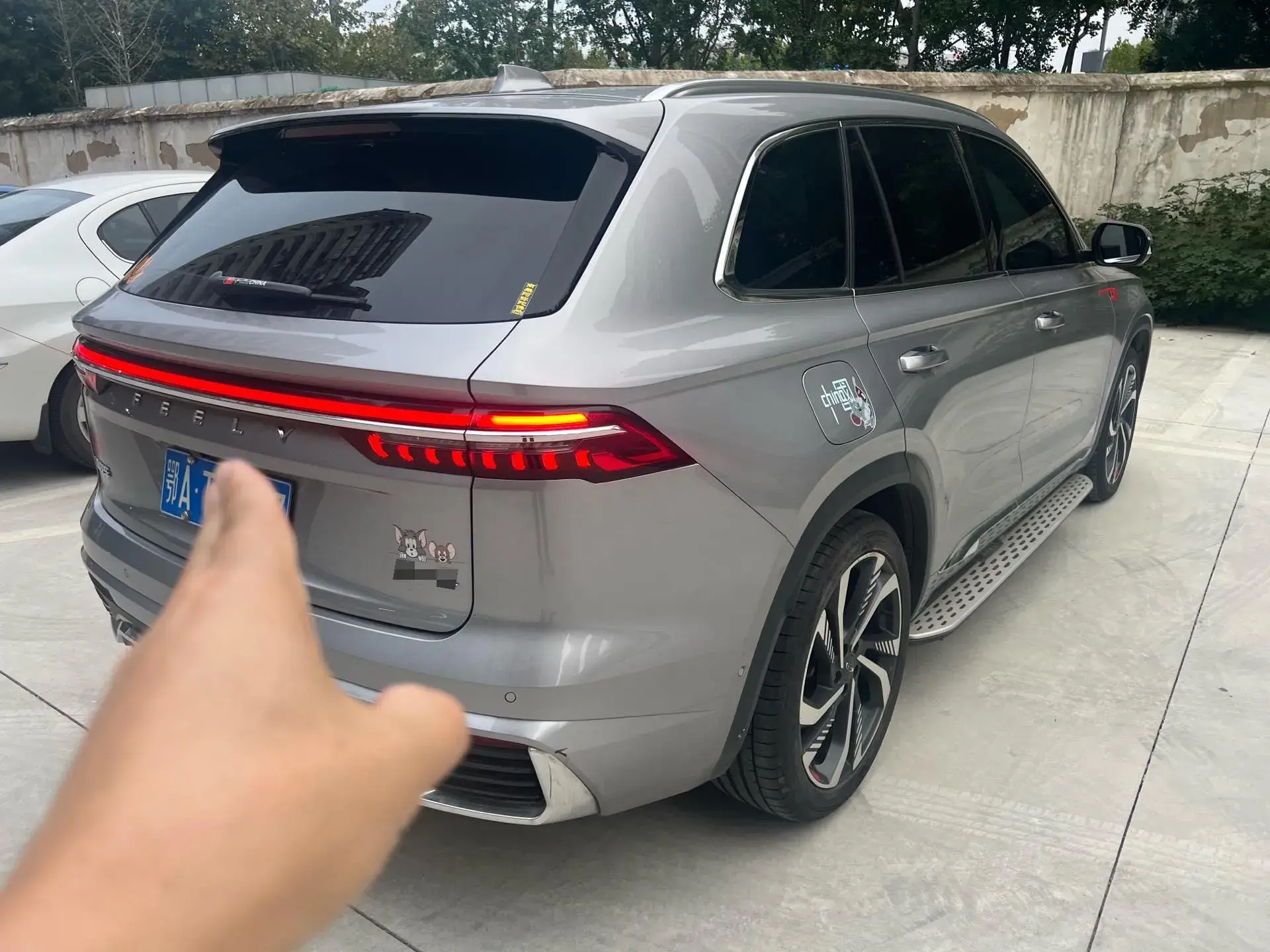 2021 GEELY MONJARO thumbnail 3