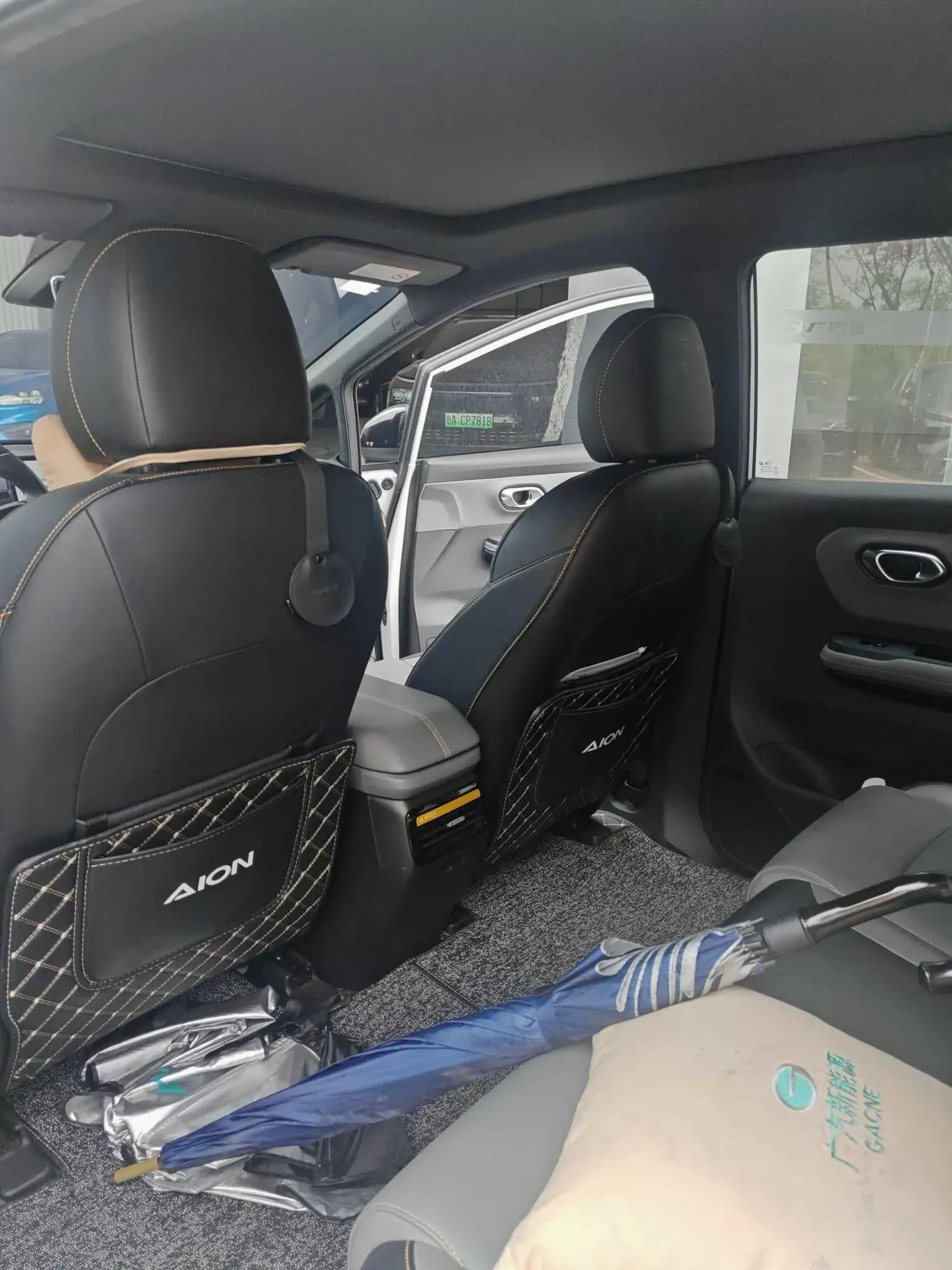 2021 AION Y thumbnail 4