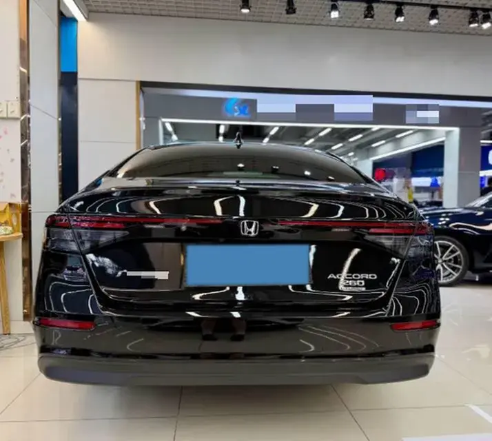 2025 HONDA ACCORD thumbnail 4