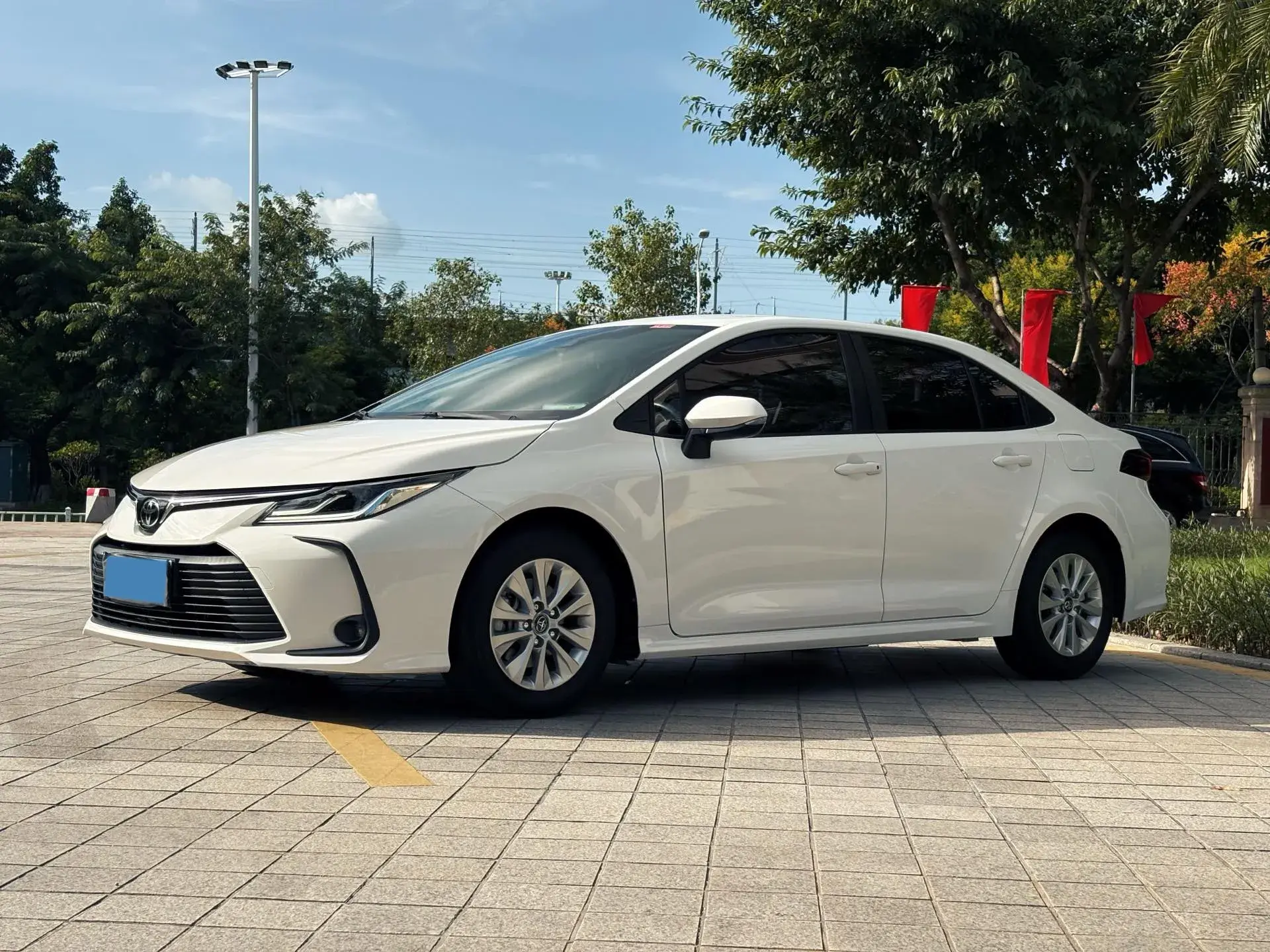 2021 TOYOTA COROLLA view 1