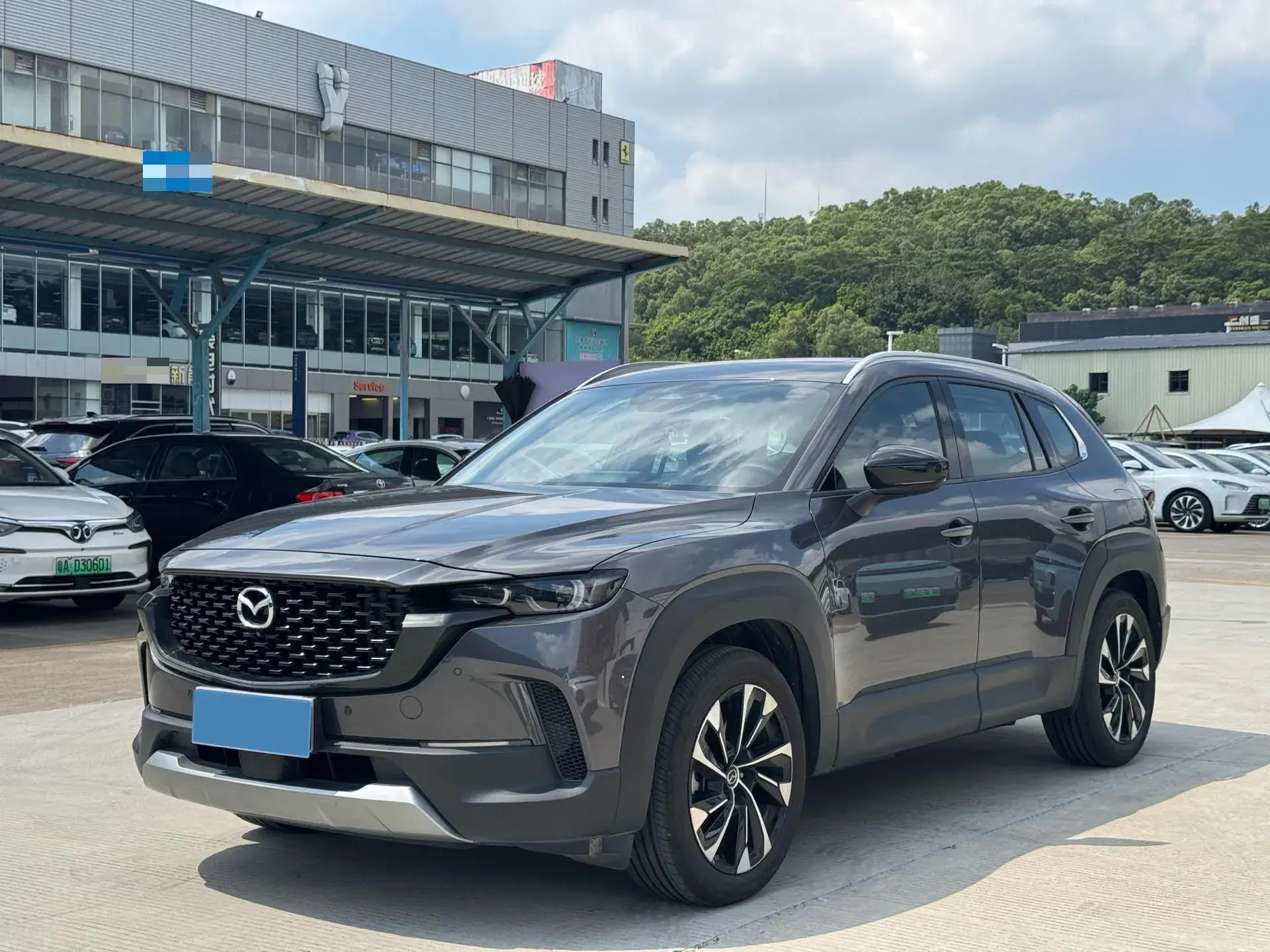 2023 MAZDA CX-50 view 1