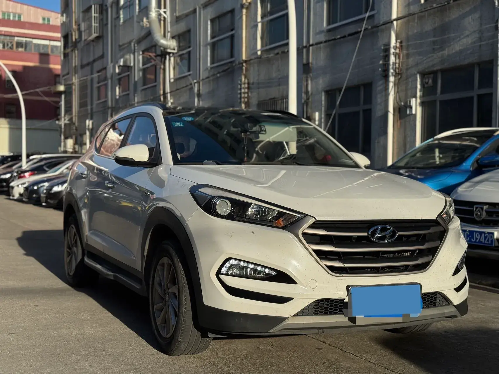 2015 HYUNDAI TUCSON thumbnail 3