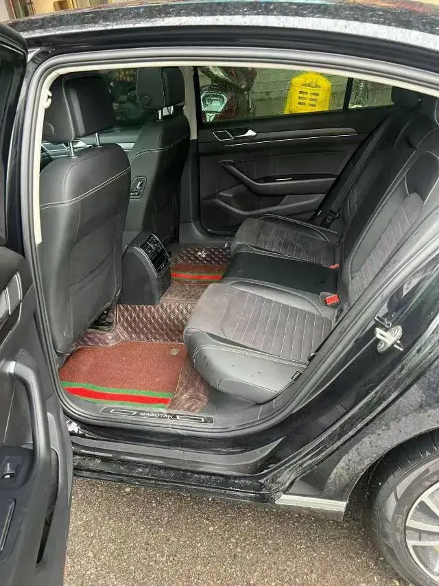 2021 VOLKSWAGEN MAGOTAN thumbnail 4