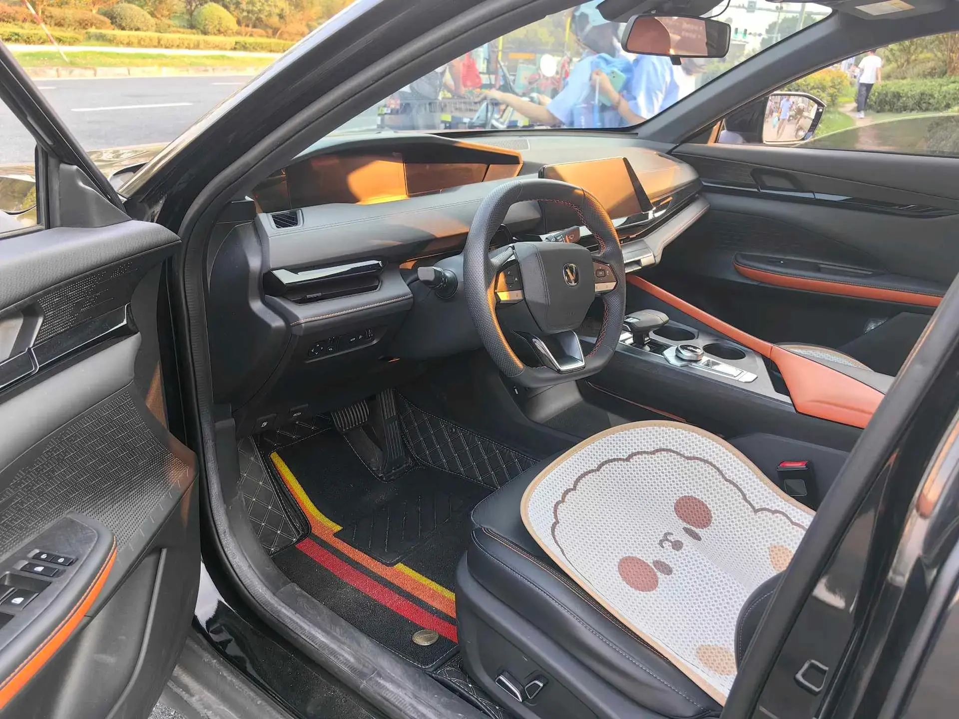 2022 CHANGAN UNI-V thumbnail 3