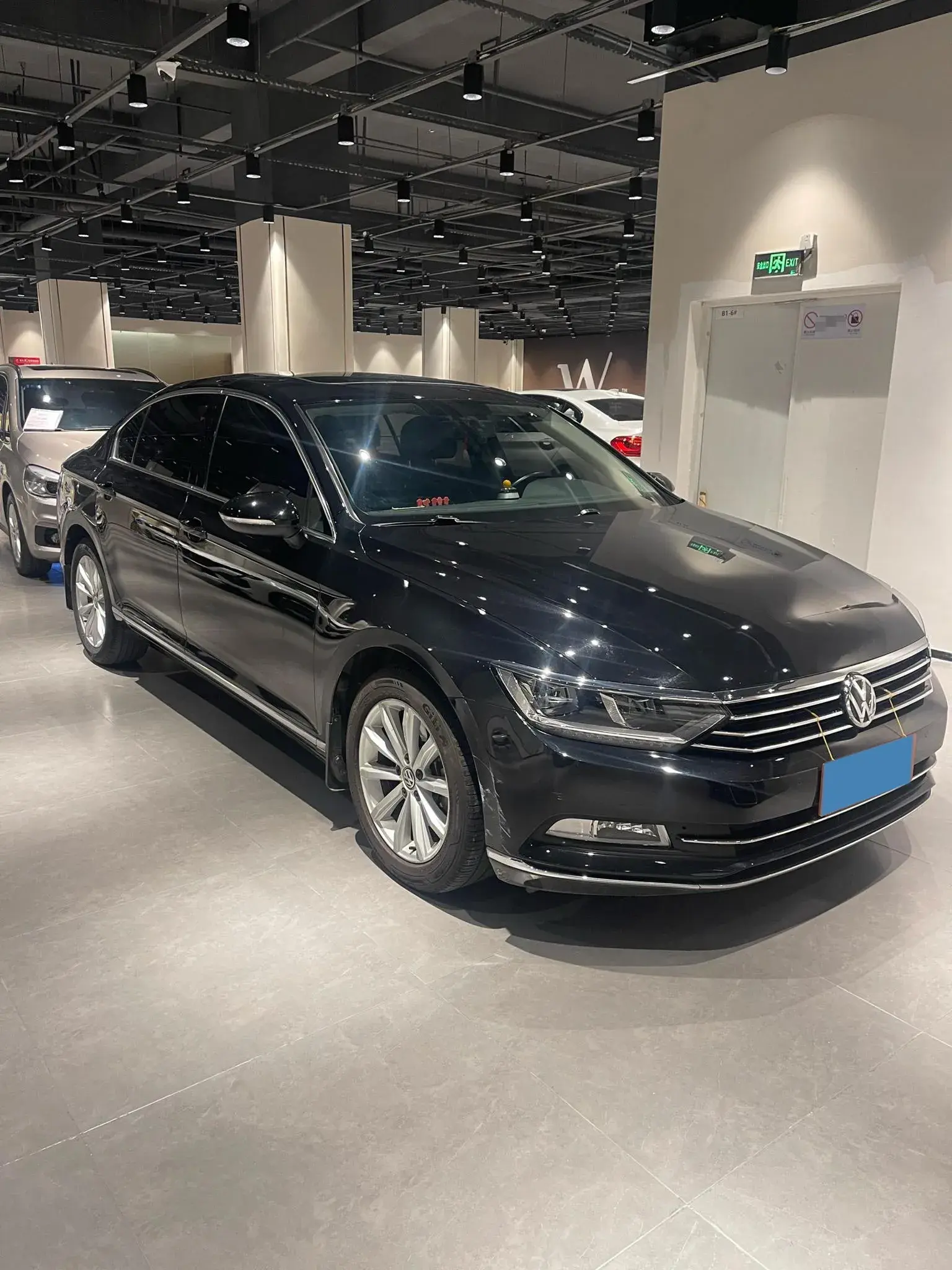 2019 VOLKSWAGEN MAGOTAN thumbnail 2