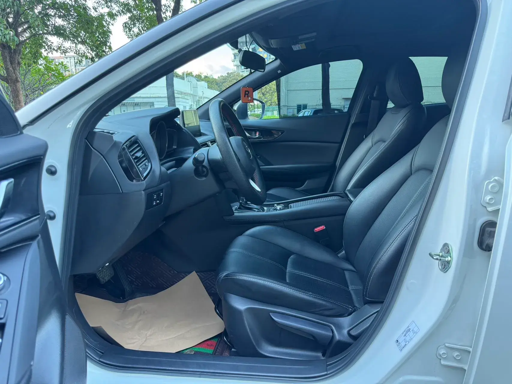 2021 MAZDA CX-4 thumbnail 3