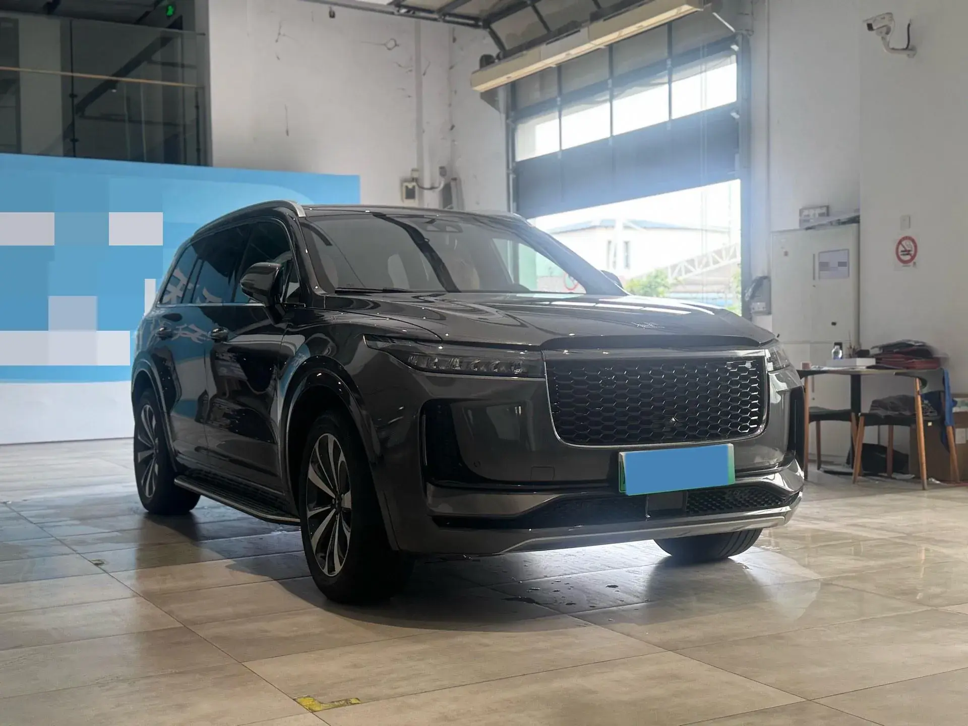 2020 LI ONE thumbnail 3