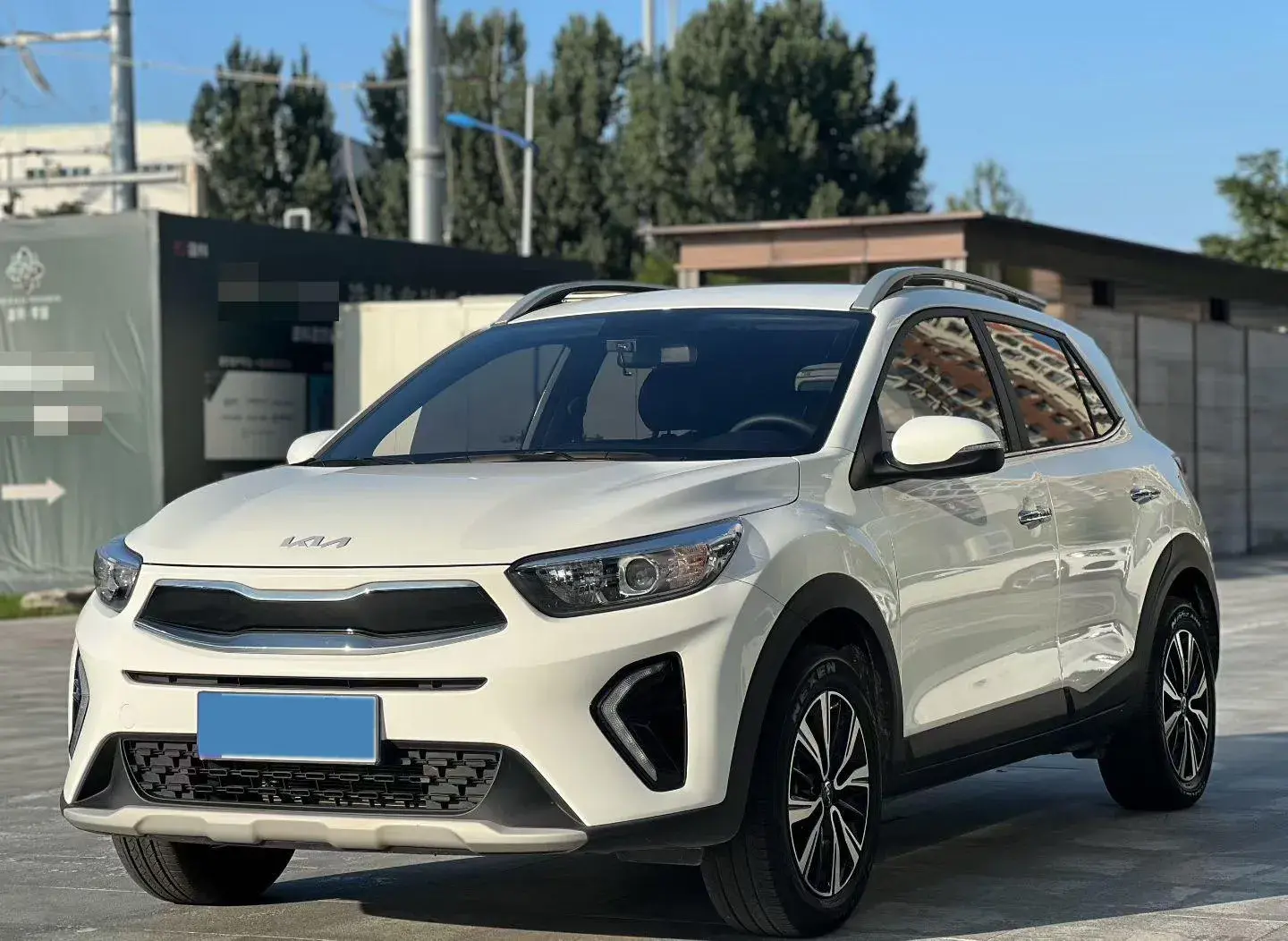 2021 KIA KX1 view 1