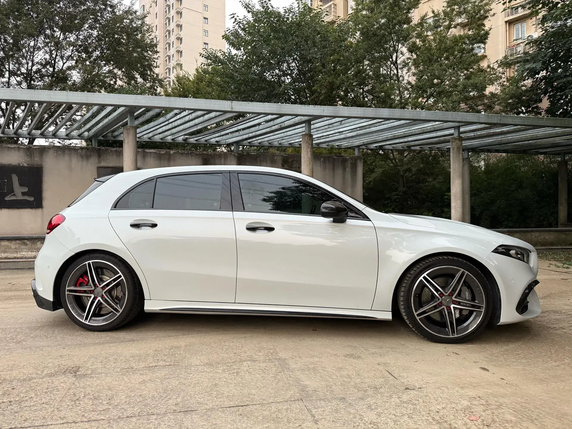 2020 MERCEDES-BENZ A thumbnail 4