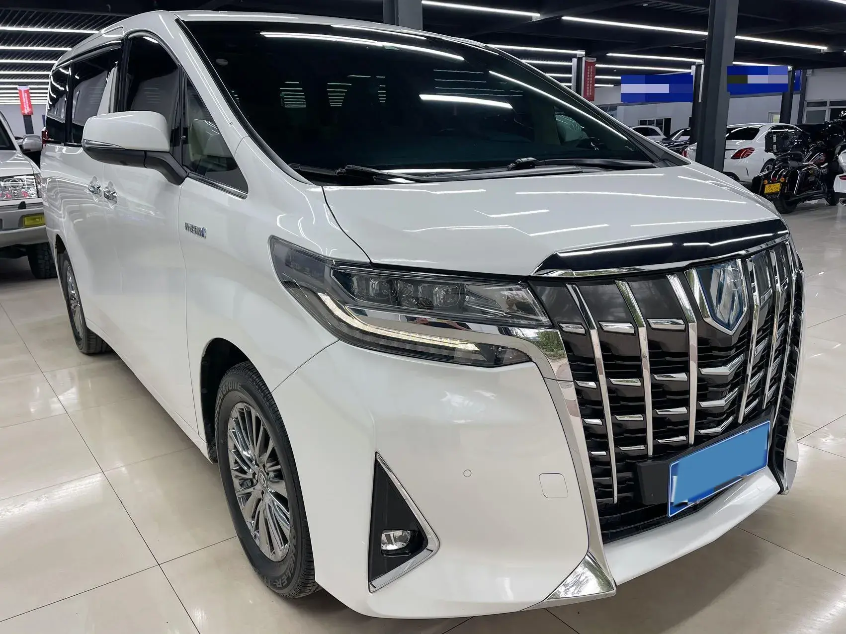 2019 TOYOTA ALPHARD thumbnail 2