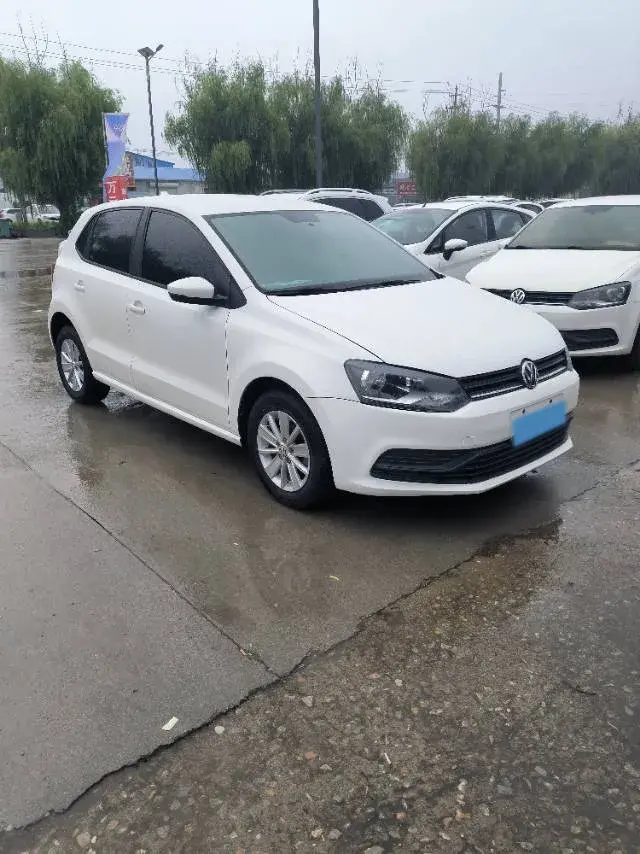 2018 VOLKSWAGEN POLO thumbnail 2