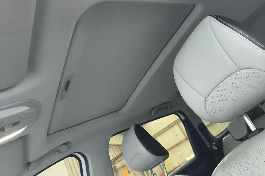 2019 BAOJUN 730 thumbnail 4