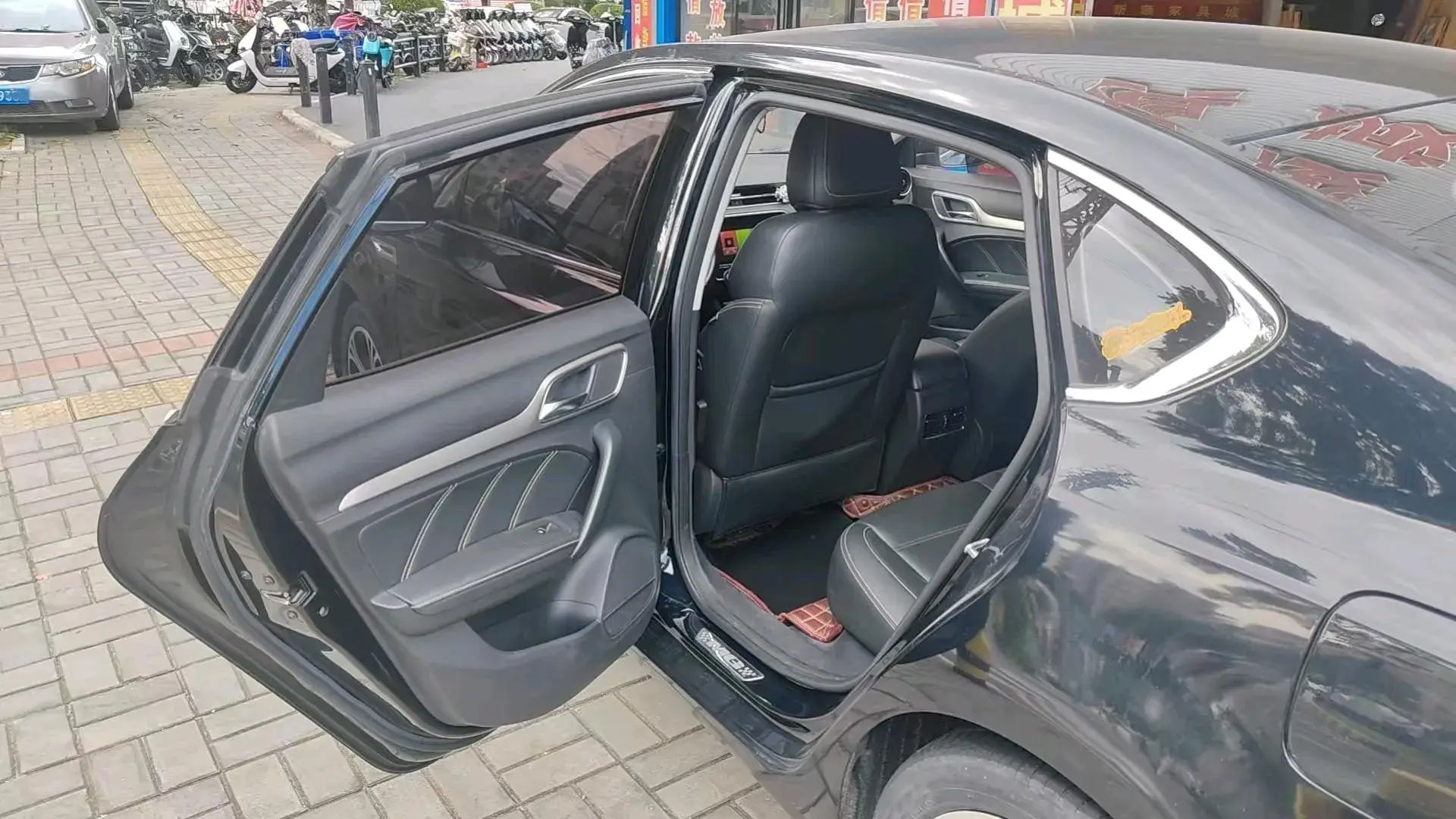 2017 MG MG6 thumbnail 2