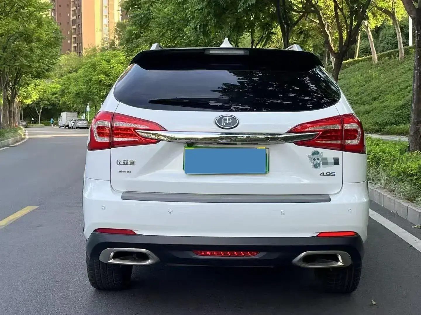 2017 BYD TANG thumbnail 4