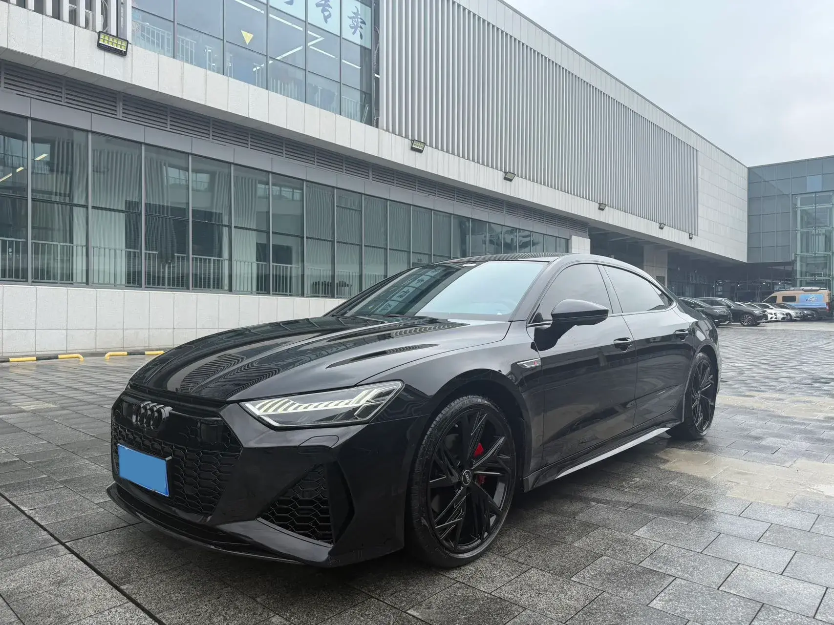 2024 AUDI A7L view 1