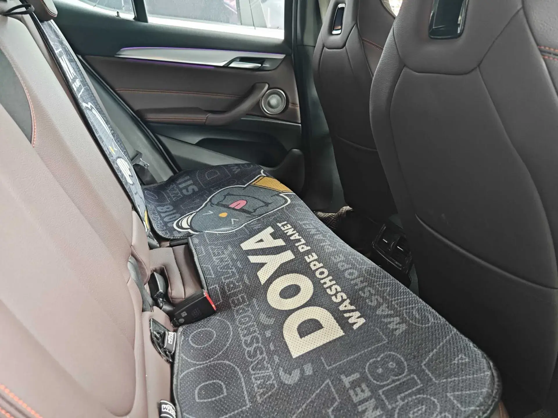 2021 BMW X2 thumbnail 4