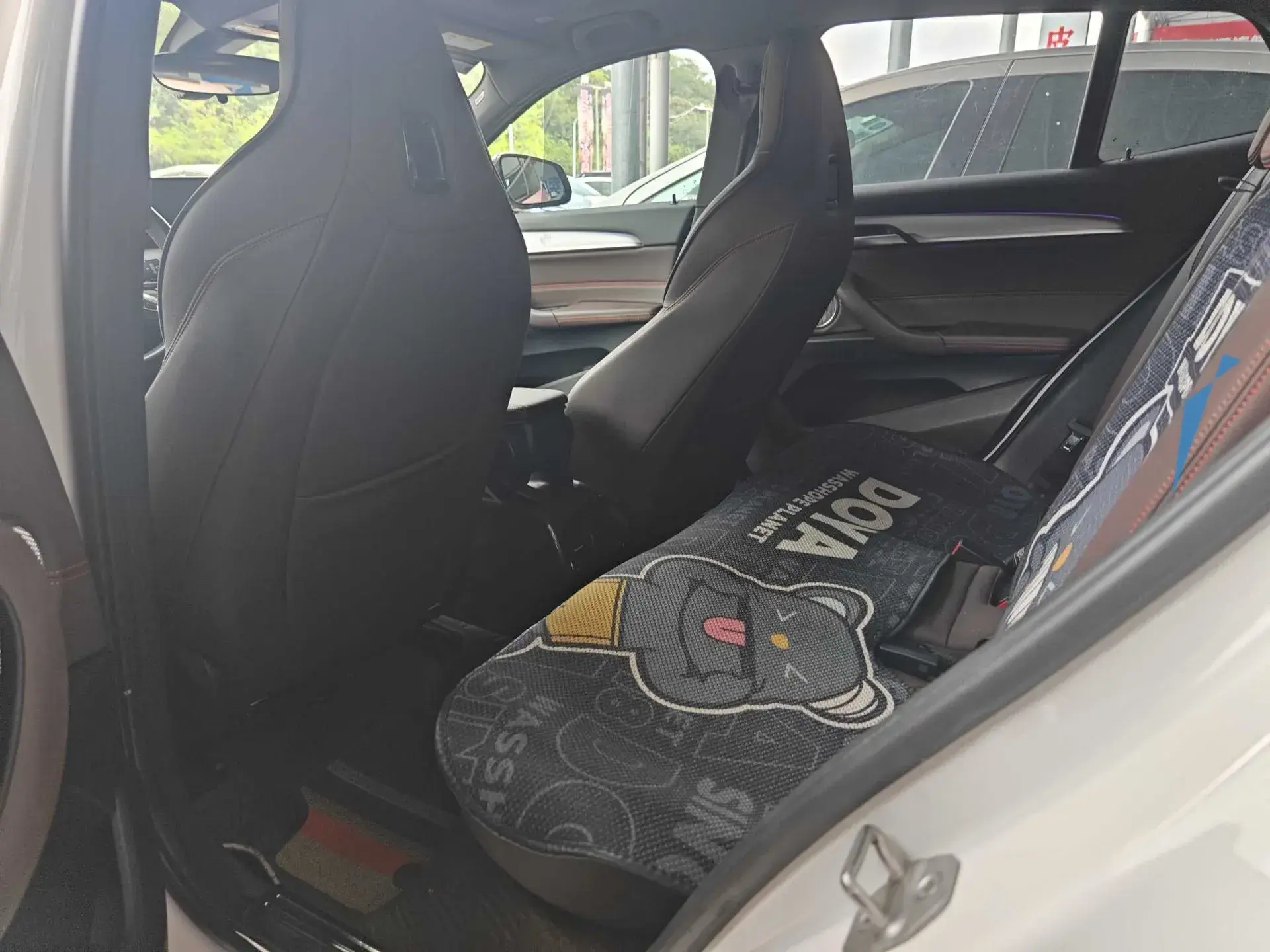 2021 BMW X2 thumbnail 3