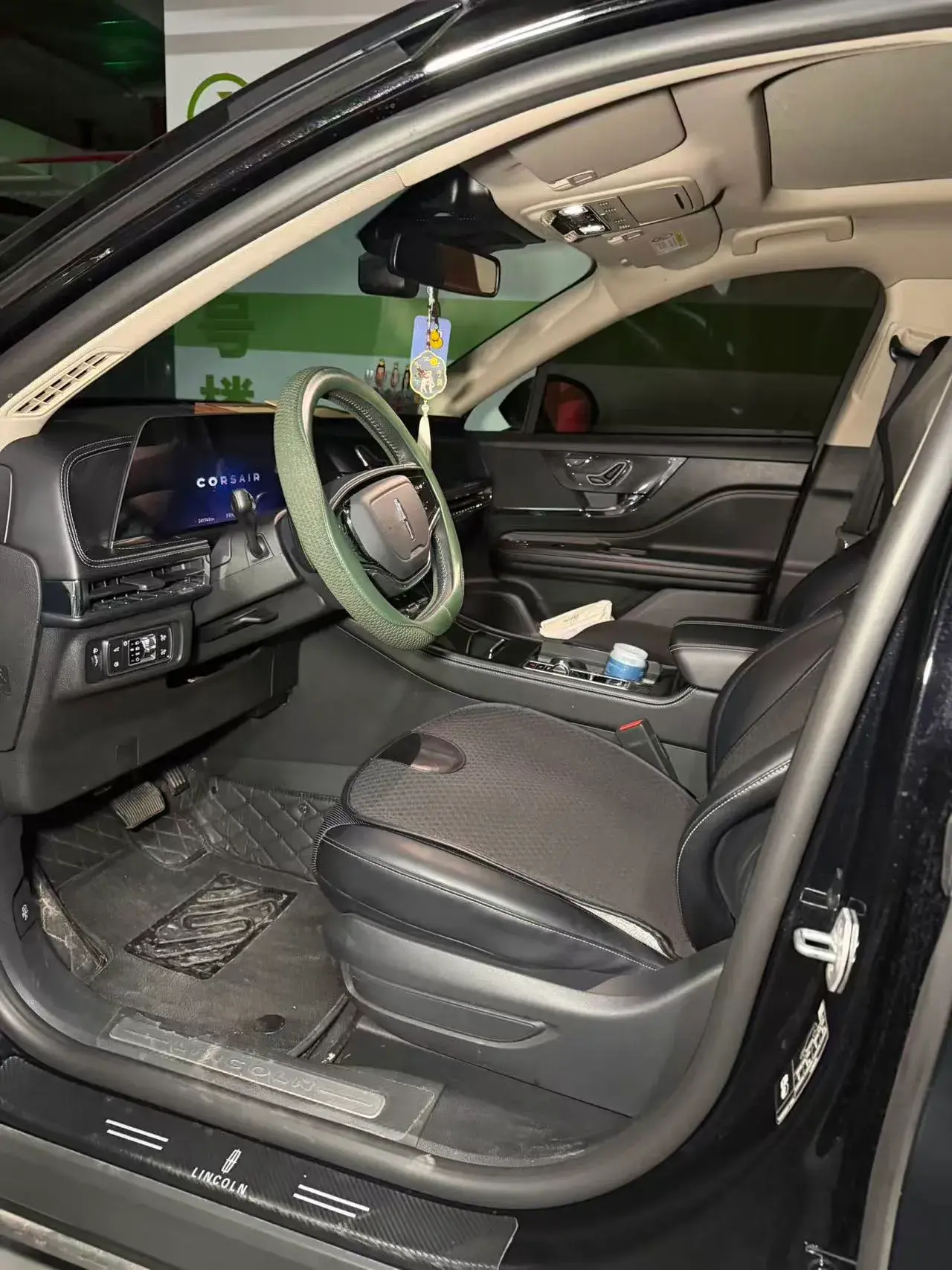2023 LINCOLN CORSAIR thumbnail 2