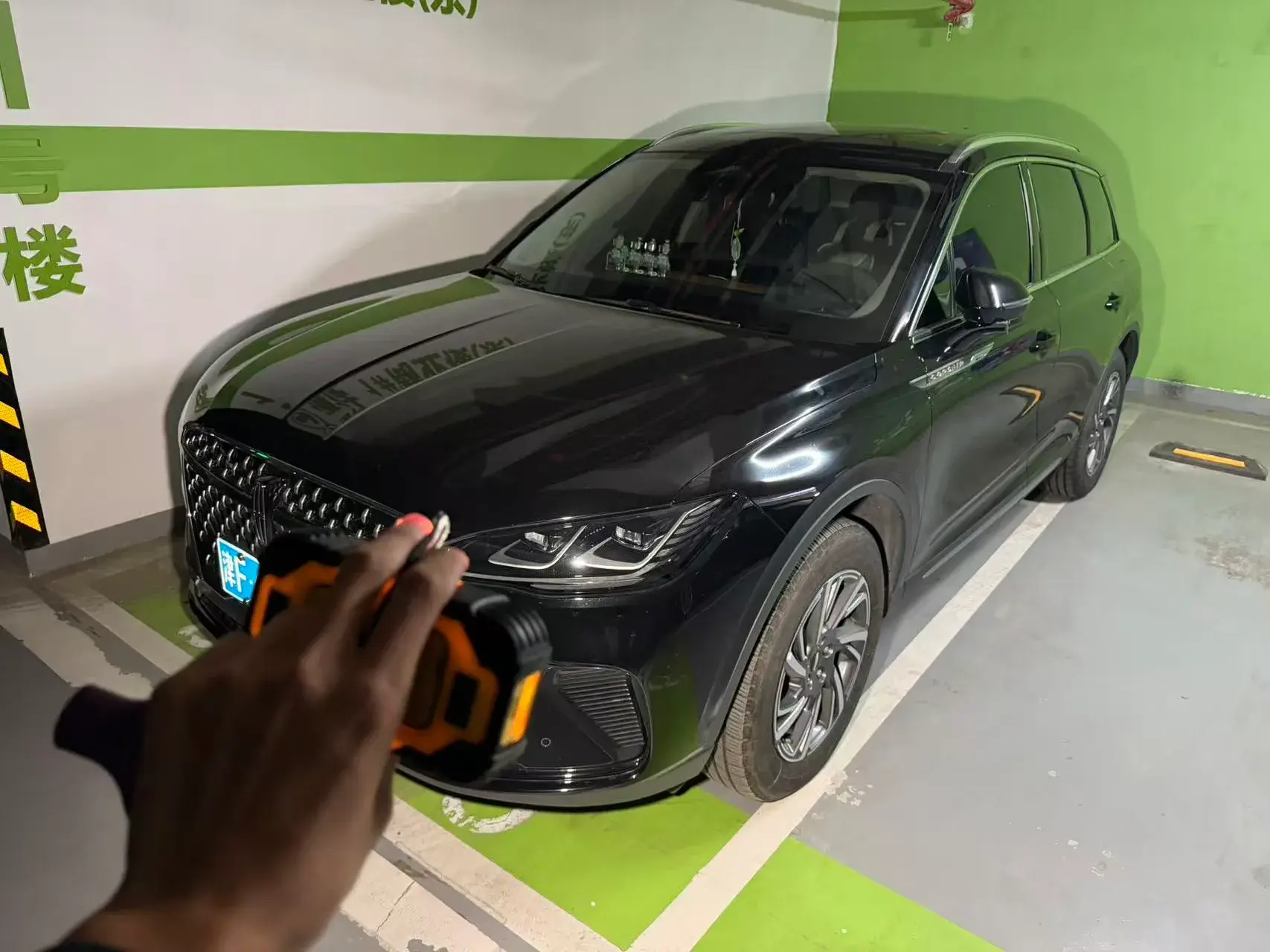 2023 LINCOLN CORSAIR view 1