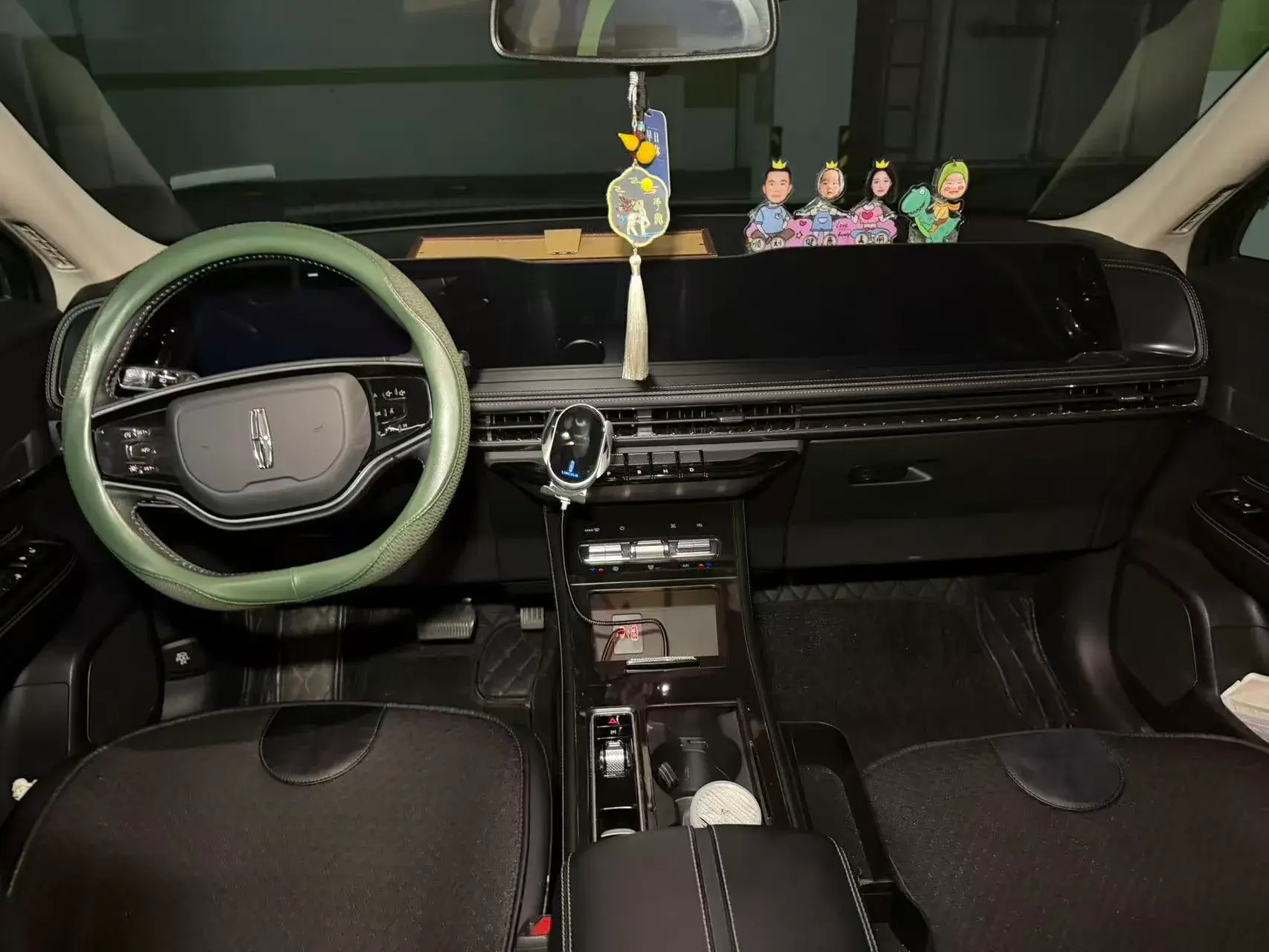 2023 LINCOLN CORSAIR thumbnail 4