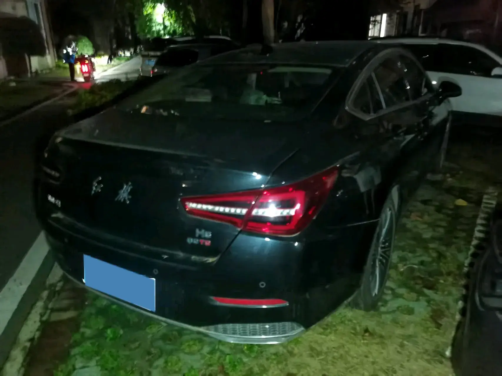 2022 HONGQI H5 thumbnail 2