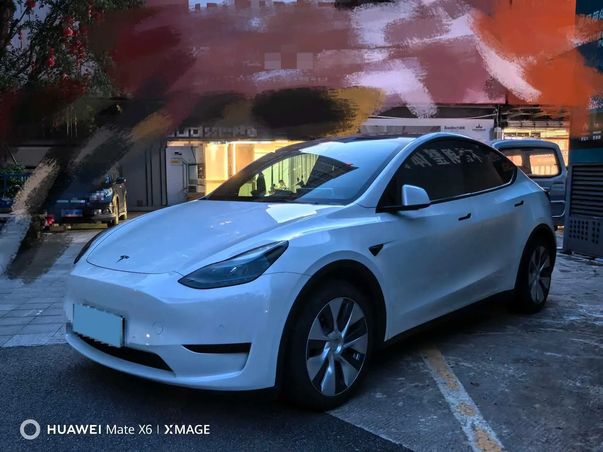 2022 TESLA MODEL view 1