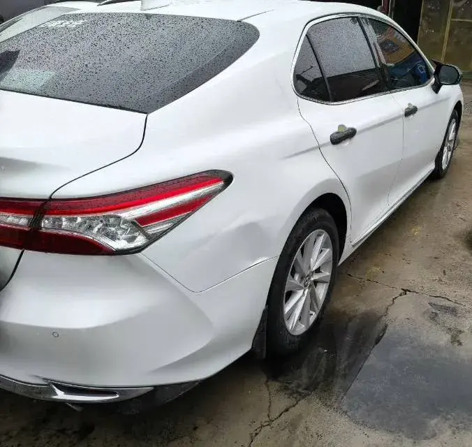 2023 TOYOTA CAMRY thumbnail 3