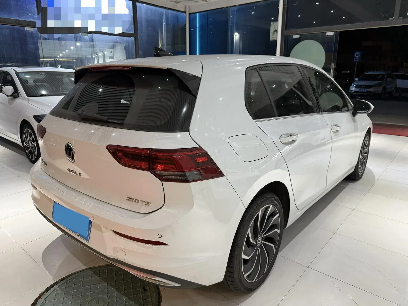 2021 VOLKSWAGEN GOLF thumbnail 4