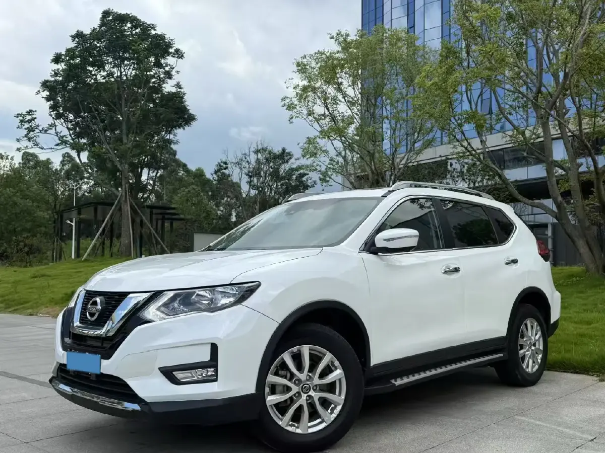 2020 Nissan X-Trail 2.0L 154HP L4 CVT