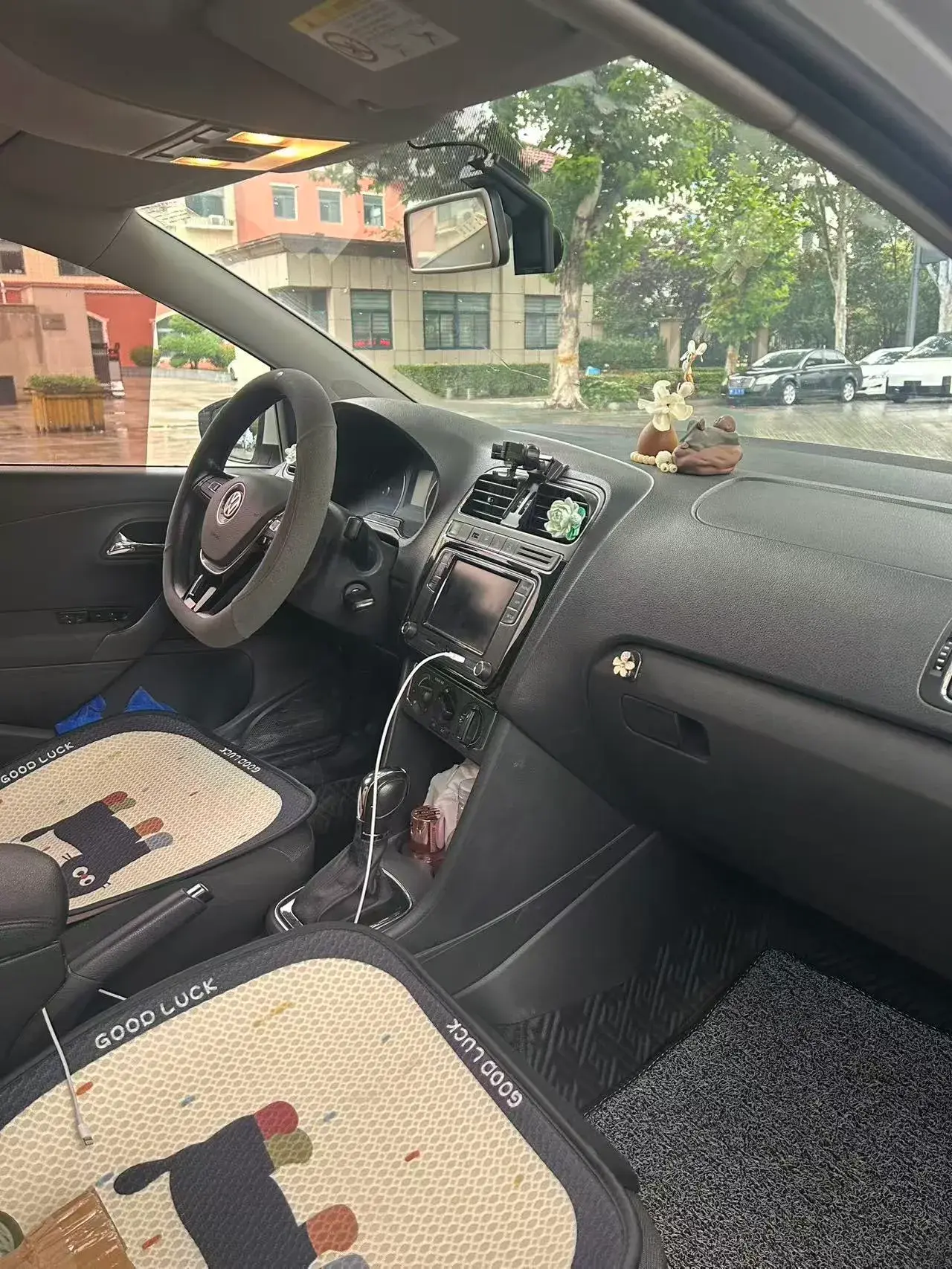 2018 VOLKSWAGEN POLO thumbnail 4