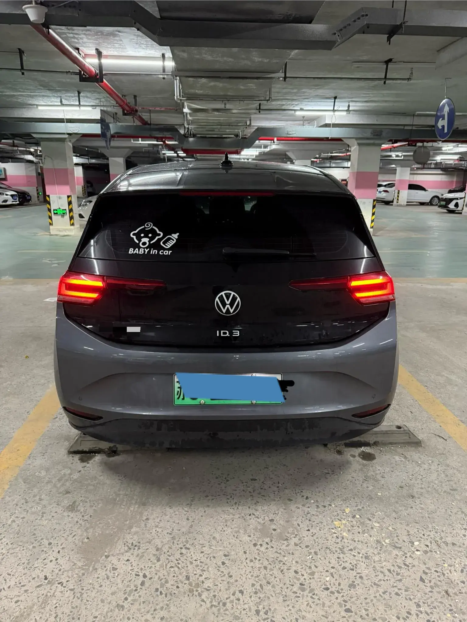 2023 VOLKSWAGEN ID.3 thumbnail 3