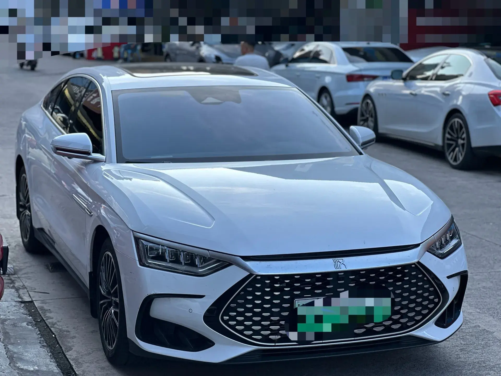 2023 BYD HAN thumbnail 3