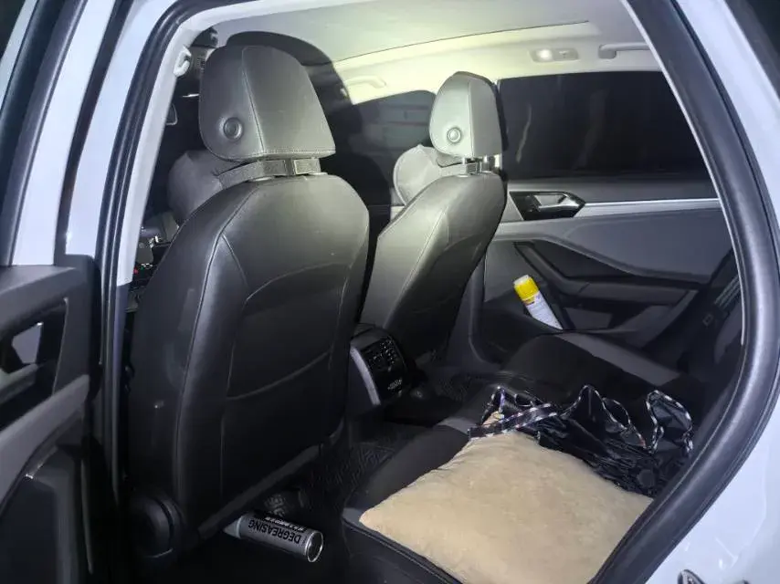 2021 VOLKSWAGEN SAGITAR thumbnail 4