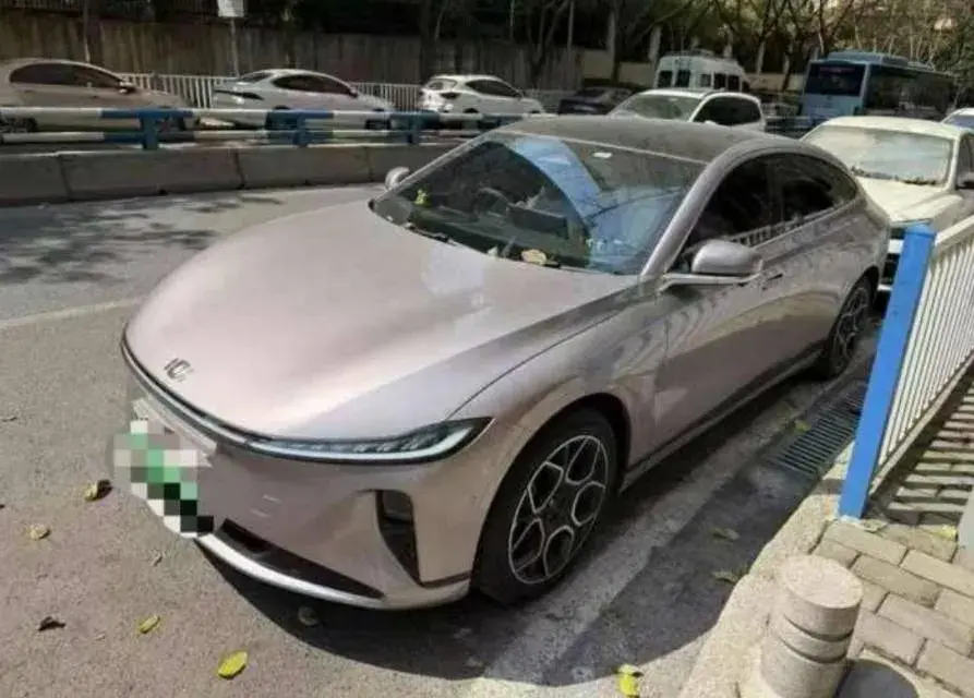 2025 ChangAn QiYuan A07 BEV 68.8KWH