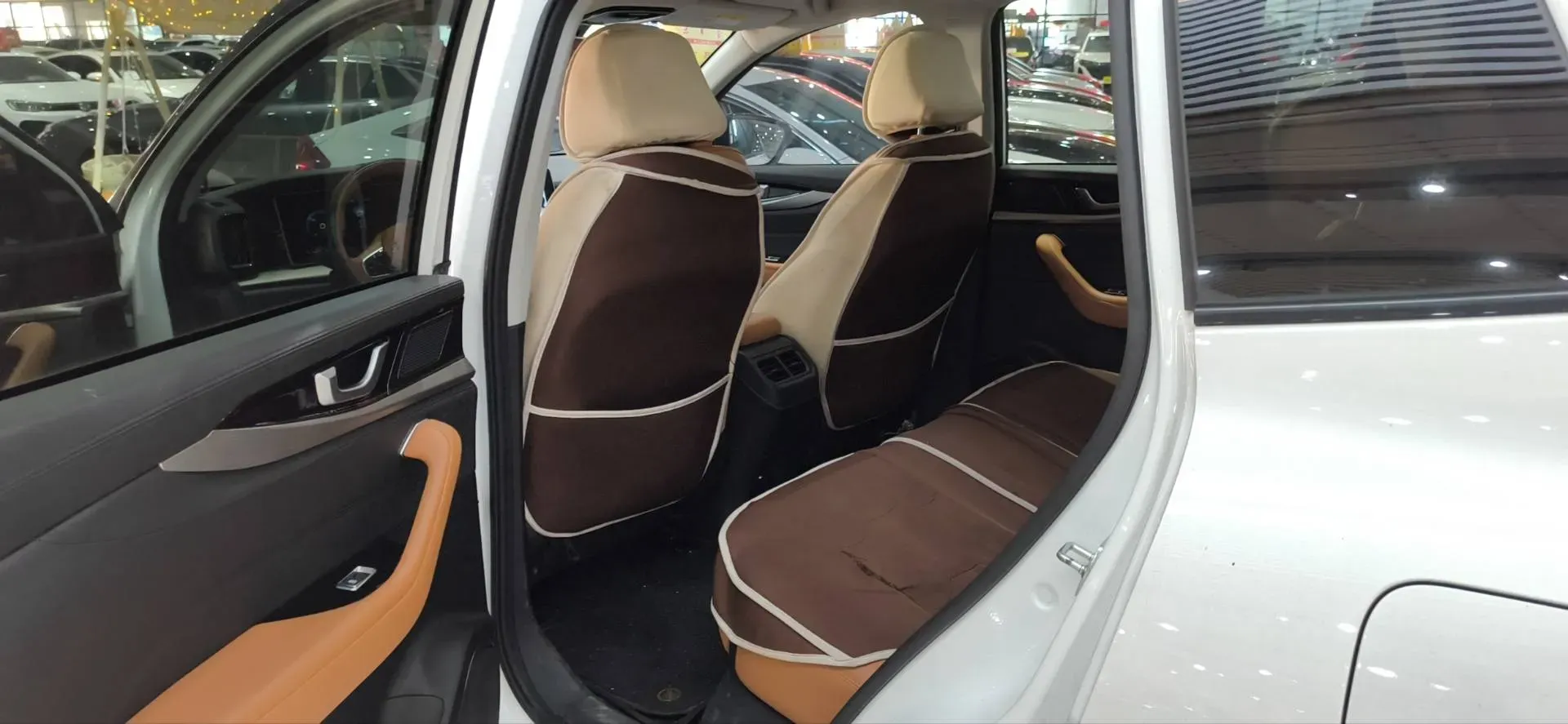 2021 Weltmeister W6 BEV 66.231KWH,autocango,china used car exporter,china ev exporter,chinese used car exporter,chinese used ev exporter