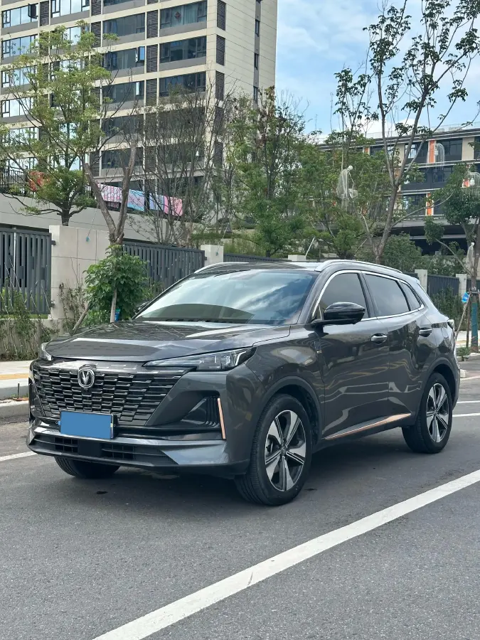 2022 ChangAn CS75 Plus 1.5T 178HP L4 6AT